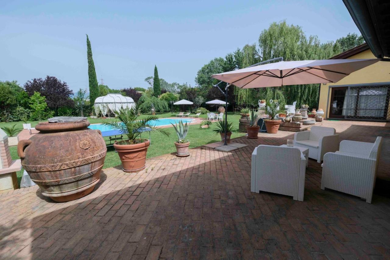 Villa Luxury Pool & Garden ปิซา ภายนอก รูปภาพ